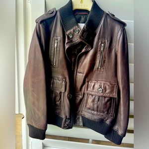 Authentic Gucci boys leather bomber jacket sz 6